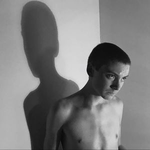 Meet your Posher, Pilot